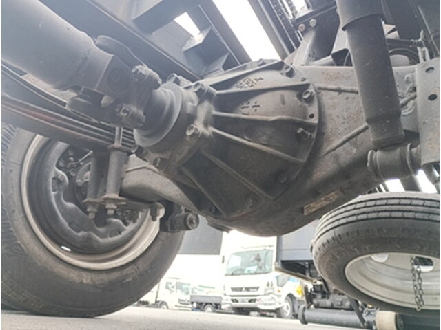 いすゞエルフセーフティローダー小型（2t・3t）[写真11]