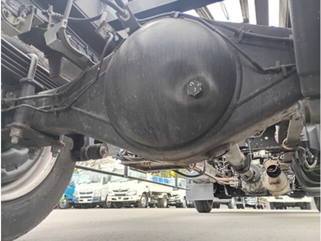 いすゞエルフセーフティローダー小型（2t・3t）[写真12]