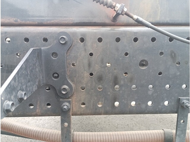 いすゞエルフセーフティローダー小型（2t・3t）[写真13]