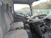 いすゞエルフセーフティローダー小型（2t・3t）[写真24]