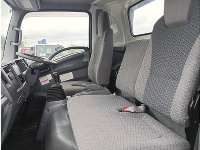 いすゞエルフセーフティローダー小型（2t・3t）[写真24]