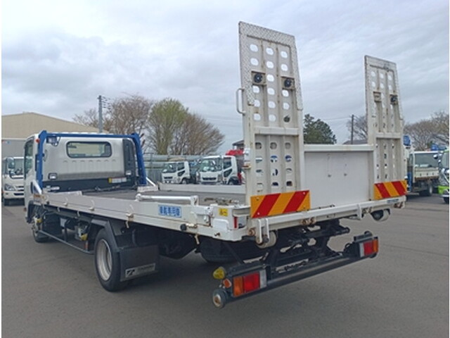 いすゞエルフセーフティローダー小型（2t・3t）[写真04]