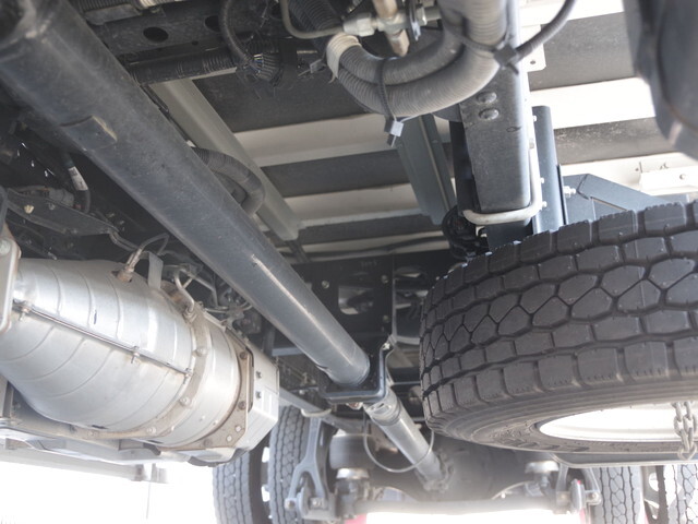 いすゞフォワードアルミウイング中型（4t）[写真09]