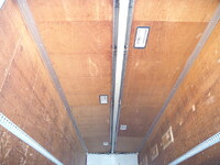 三菱ふそうスーパーグレートアルミウイング大型（10t）[写真13]