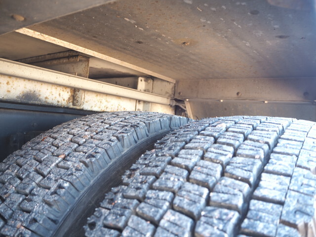 三菱ふそうスーパーグレートアルミウイング大型（10t）[写真21]