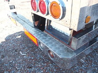 三菱ふそうスーパーグレートアルミウイング大型（10t）[写真24]