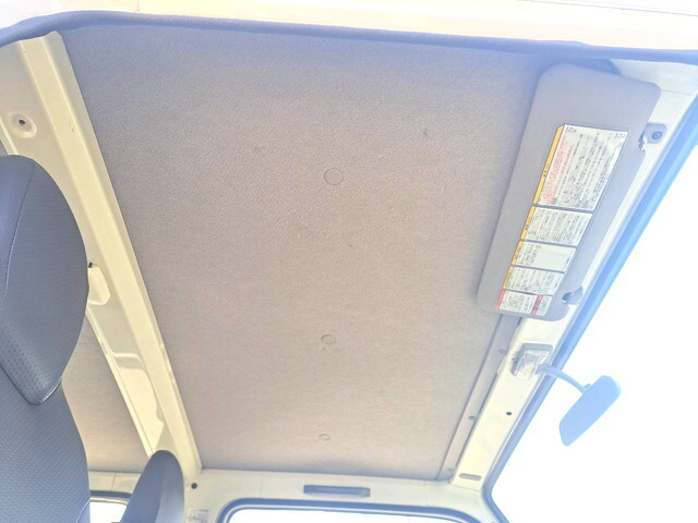 いすゞエルフダブルキャブ（Wキャブ）小型（2t・3t）[写真29]