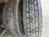 いすゞギガアルミウイング大型（10t）[写真20]