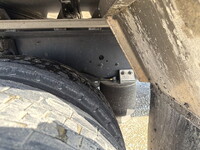 いすゞギガアルミウイング大型（10t）[写真23]