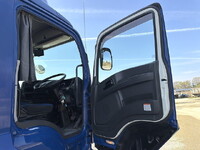 いすゞギガアルミウイング大型（10t）[写真29]