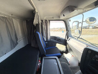 いすゞギガアルミウイング大型（10t）[写真39]