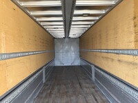 いすゞギガアルミウイング大型（10t）[写真09]