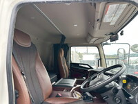 日野プロフィアアルミウイング大型（10t）[写真15]