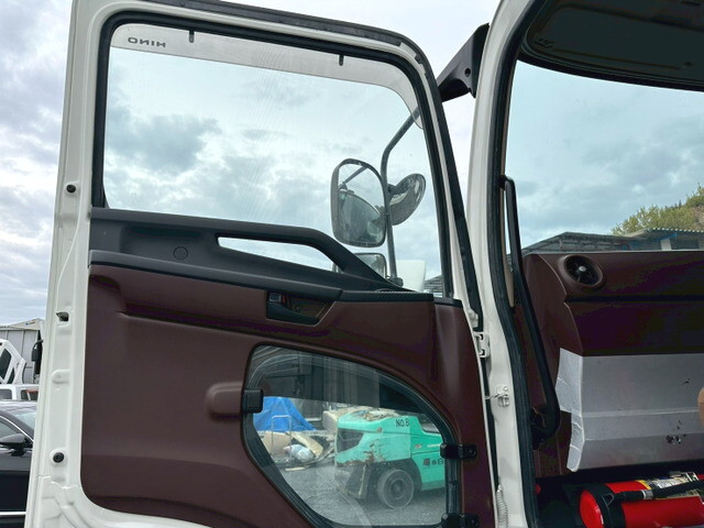 日野プロフィアアルミウイング大型（10t）[写真17]