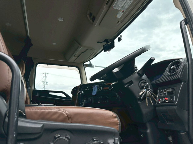 日野プロフィアアルミウイング大型（10t）[写真24]