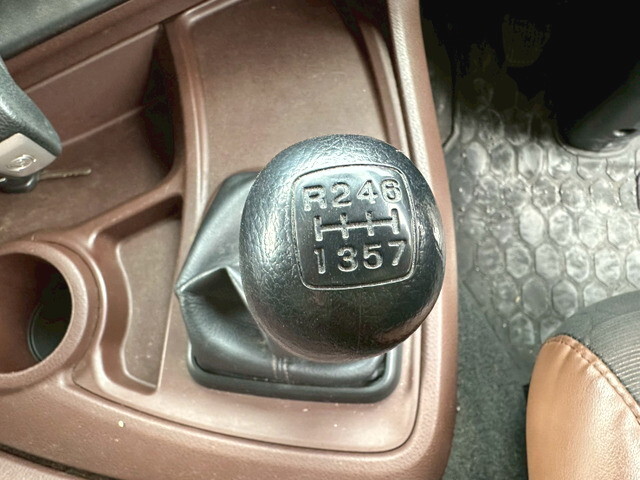 日野プロフィアアルミウイング大型（10t）[写真28]