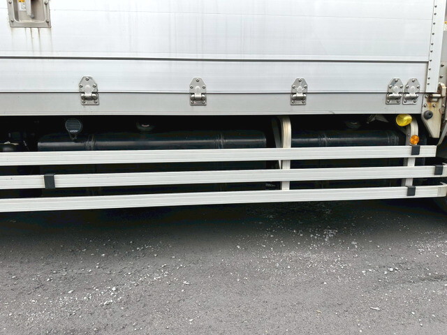 日野プロフィアアルミウイング大型（10t）[写真33]