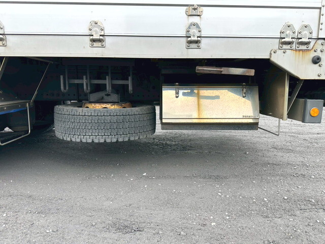 日野プロフィアアルミウイング大型（10t）[写真34]