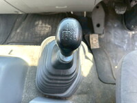 いすゞフォワードアルミウイング中型（4t）[写真30]