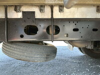 いすゞフォワードアルミウイング中型（4t）[写真39]