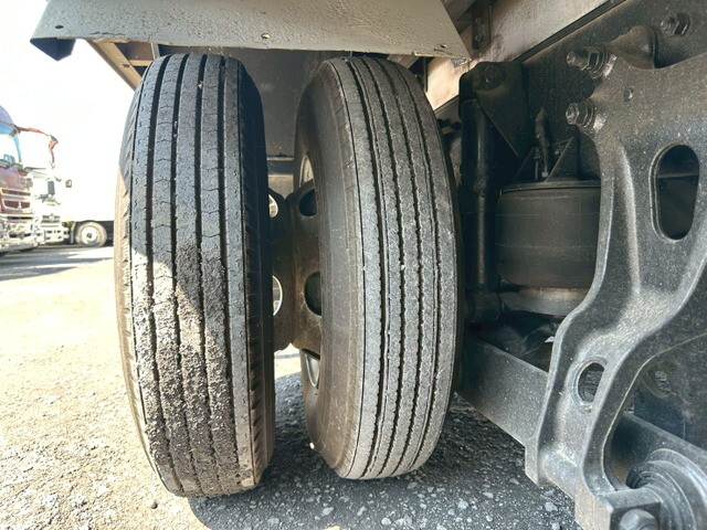 いすゞフォワードアルミウイング中型（4t）[写真39]