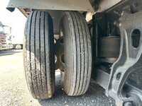 いすゞフォワードアルミウイング中型（4t）[写真40]