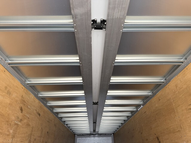 日野プロフィアアルミウイング大型（10t）[写真11]