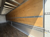 日野プロフィアアルミウイング大型（10t）[写真13]