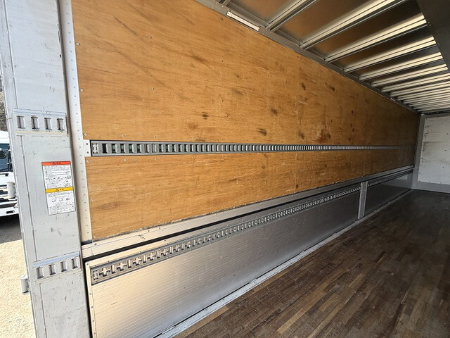 日野プロフィアアルミウイング大型（10t）[写真13]