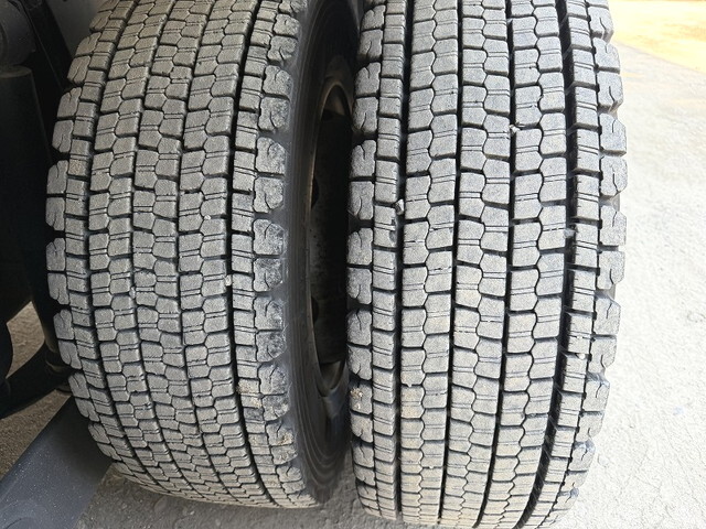 日野プロフィアアルミウイング大型（10t）[写真19]