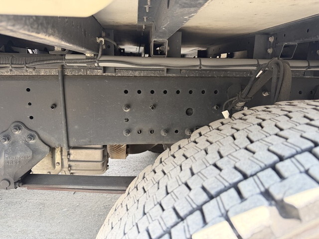 日野プロフィアアルミウイング大型（10t）[写真21]