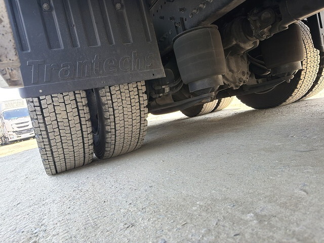 日野プロフィアアルミウイング大型（10t）[写真27]