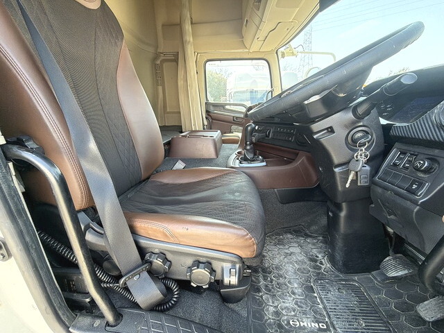 日野プロフィアアルミウイング大型（10t）[写真29]