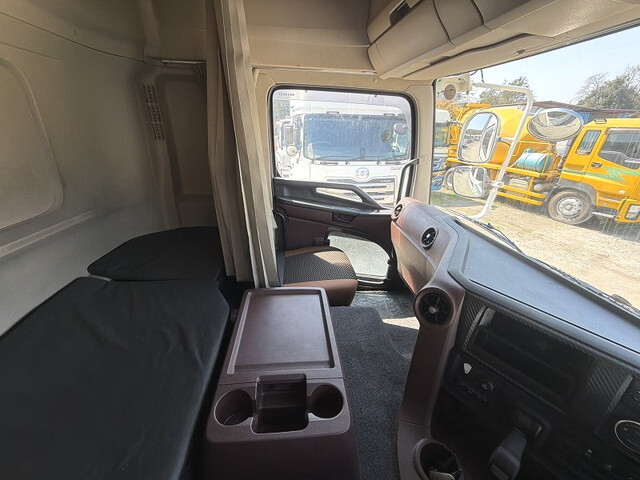 日野プロフィアアルミウイング大型（10t）[写真39]