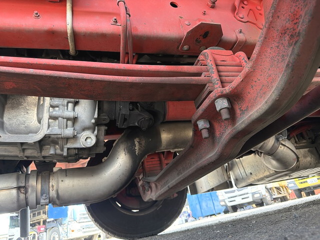 三菱ふそうスーパーグレート冷蔵冷凍ウイング大型（10t）[写真22]