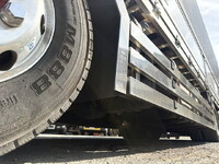 三菱ふそうスーパーグレート冷蔵冷凍ウイング大型（10t）[写真24]