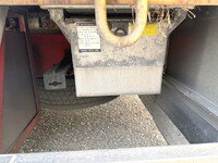 三菱ふそうスーパーグレート冷蔵冷凍ウイング大型（10t）[写真26]