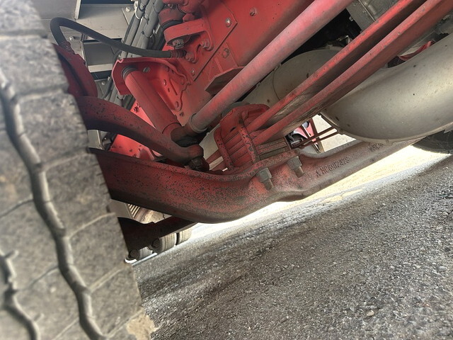 三菱ふそうスーパーグレート冷蔵冷凍ウイング大型（10t）[写真29]