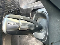 三菱ふそうスーパーグレート冷蔵冷凍ウイング大型（10t）[写真37]