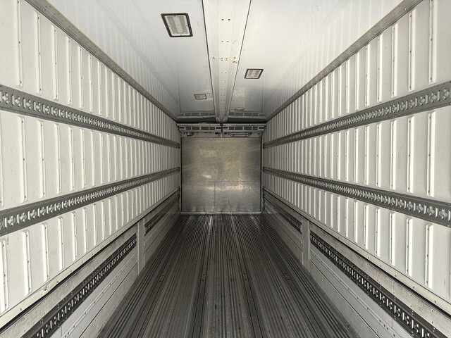 三菱ふそうスーパーグレート冷蔵冷凍ウイング大型（10t）[写真09]