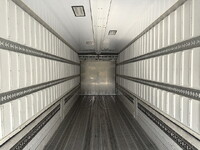 三菱ふそうスーパーグレート冷蔵冷凍ウイング大型（10t）[写真10]