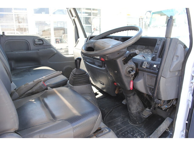 いすゞエルフダンプ小型（2t・3t）[写真26]