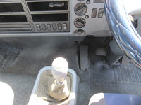 三菱ふそうファイタークレーン5段中型（4t）[写真15]