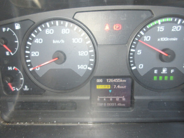 三菱ふそうファイタークレーン5段中型（4t）[写真16]