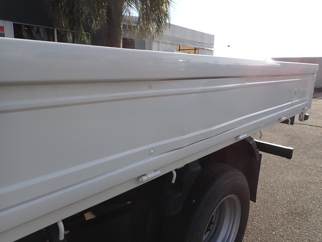 いすゞエルフクレーン3段小型（2t・3t）[写真38]