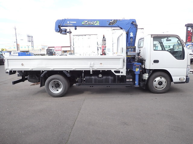 いすゞエルフクレーン3段小型（2t・3t）[写真04]