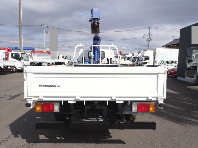 いすゞエルフクレーン3段小型（2t・3t）[写真08]