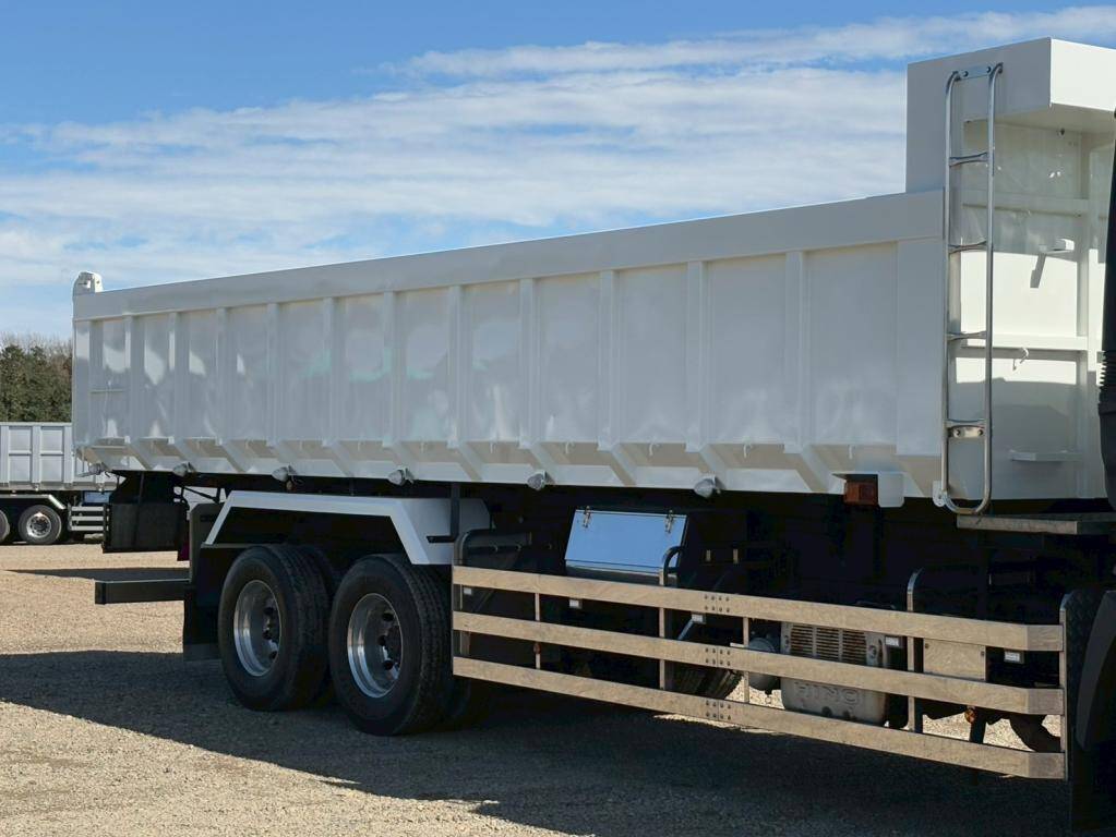 日野プロフィア深ダンプ（土砂禁ダンプ）大型（10t）[写真05]