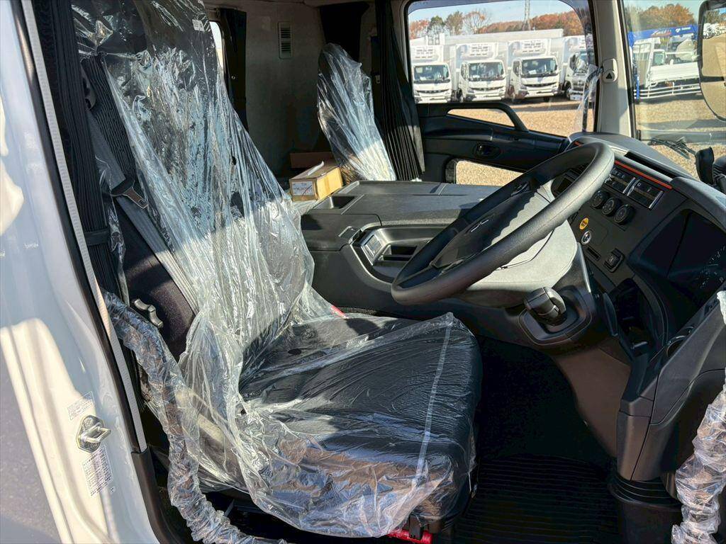 三菱ふそうスーパーグレートクレーン4段大型（10t）[写真19]