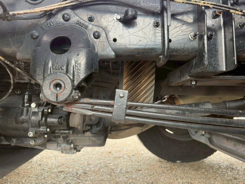 UDトラックスクオンバキュームカー大型（10t）[写真14]